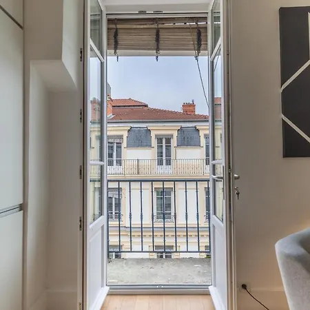 Be My Home - L'Eblouissant Apartment *
